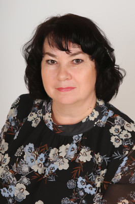 Ларионова Елена Александровна.